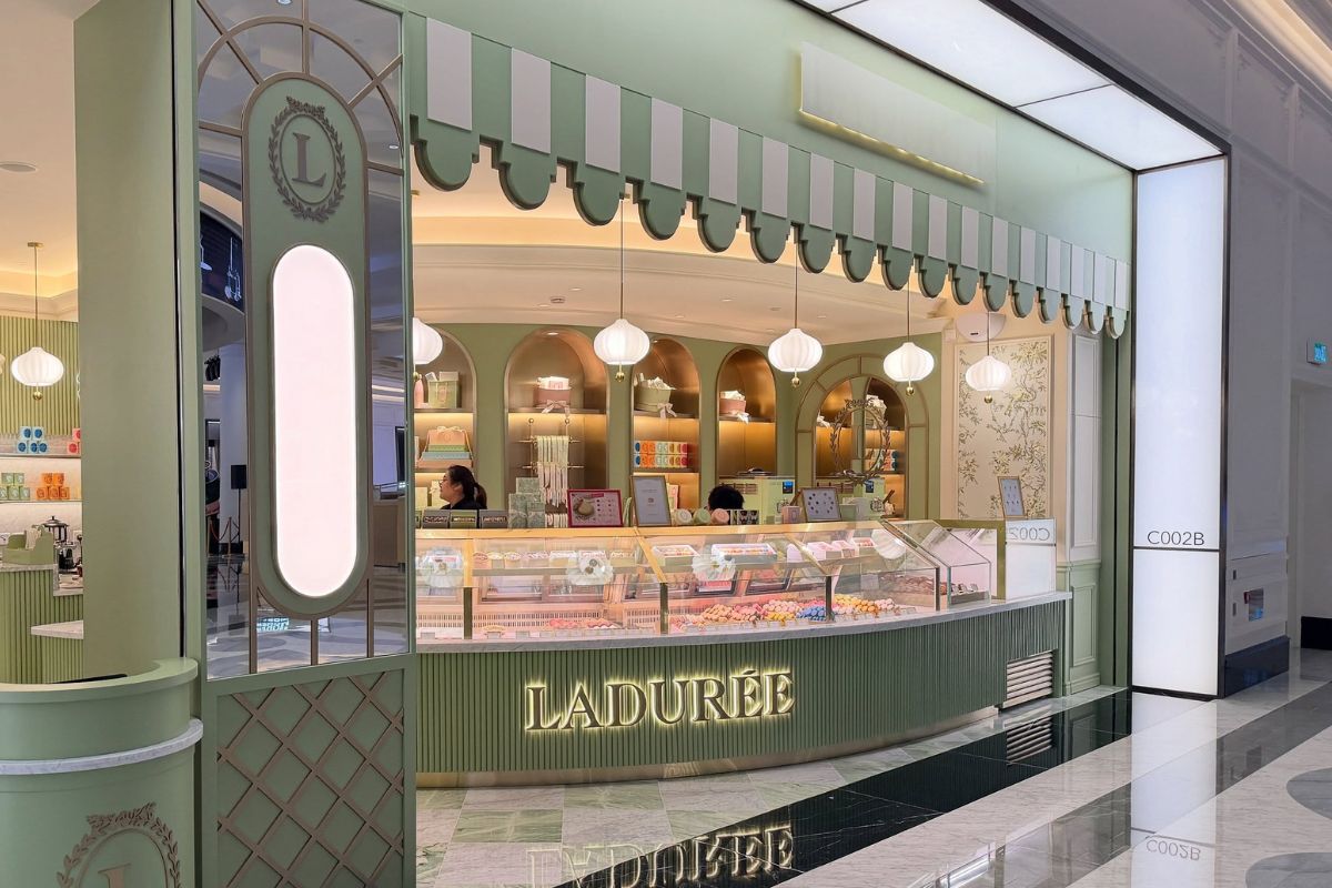 Legendary French Macaron House Ladurée Opens New Tea Room In Macau laduree tea room at grand lisboa macau